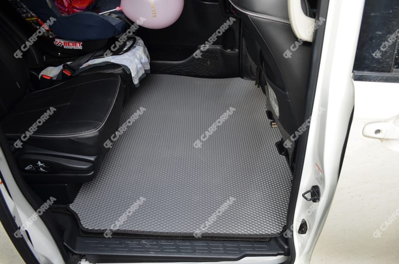 Коврики на Toyota Noah (R80) 2014 - 2021 в Самаре