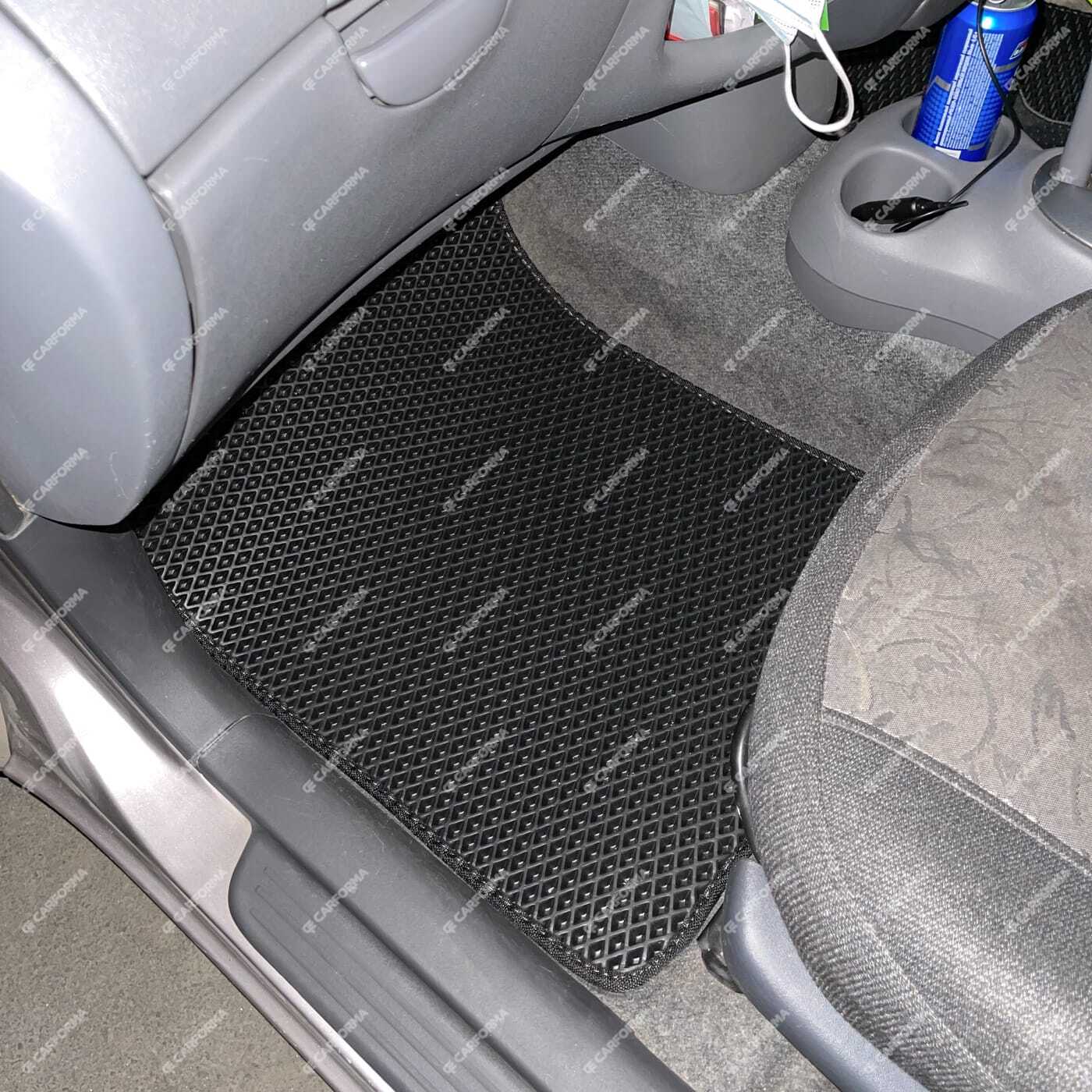 EVA коврики на Toyota Vitz I 1998 - 2005 в Самаре EVA коврики на Toyota Vitz I 1998 - 2005 в Самаре