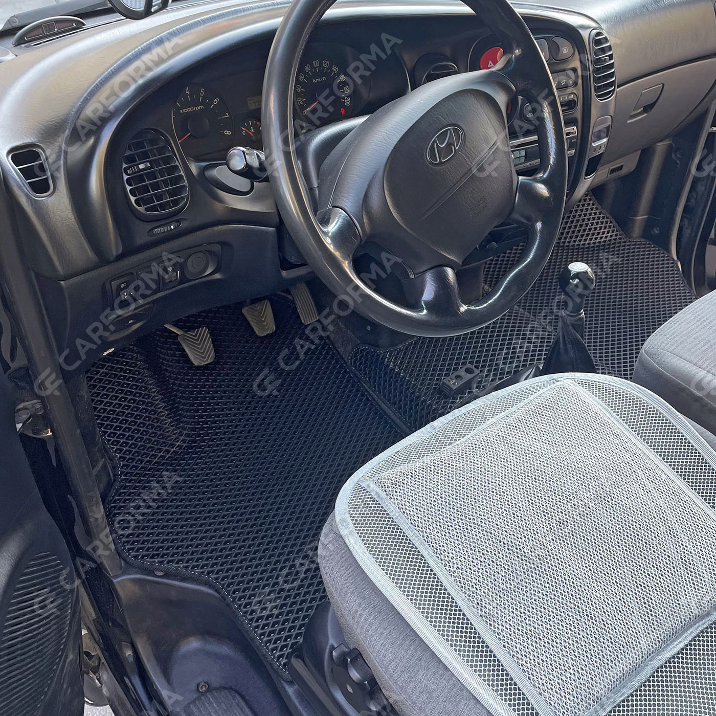 Ворсовые коврики на Hyundai H1 I 1996&nbsp;-&nbsp;2007 в Самаре