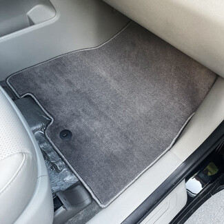 EVA коврики на KIA Carnival III 7 мест 2014 - 2021 в Самаре EVA коврики на KIA Carnival III 7 мест 2014 - 2021 в Самаре