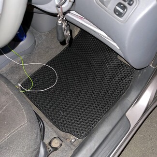 EVA коврики на Toyota Vitz I 1998 - 2005 в Самаре EVA коврики на Toyota Vitz I 1998 - 2005 в Самаре