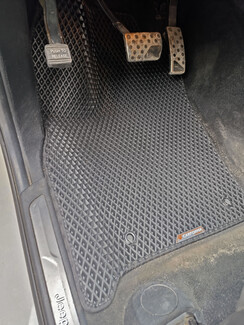 Ворсовые коврики на Jeep Grand Cherokee (WK2) 2010 - 2022 в Самаре Ворсовые коврики на Jeep Grand Cherokee (WK2) 2010 - 2022 в Самаре