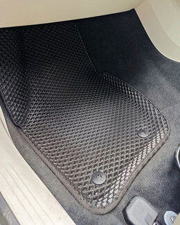 Коврики на Volvo V40 II 2012 - 2020 в Самаре