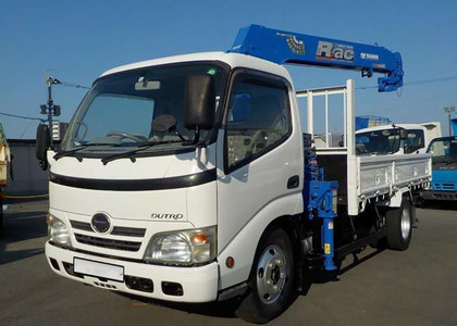 Коврики на Hino 300 I узкая кабина 1999 - 2015 в Самаре