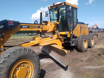 Коврики на Спецтехника Автогрейдер SANY STG230C 8 AWD  в Самаре