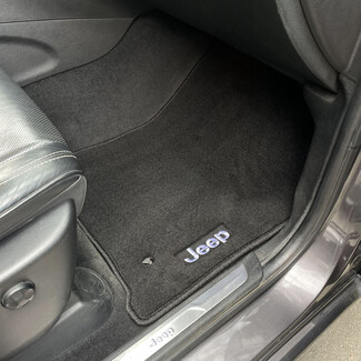 Ворсовые коврики на Jeep Grand Cherokee (WK2) 2010 - 2022 в Самаре Ворсовые коврики на Jeep Grand Cherokee (WK2) 2010 - 2022 в Самаре