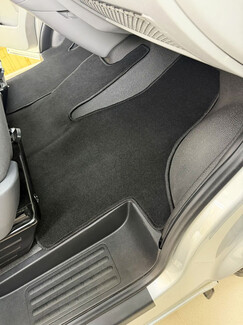 Коврики на Volkswagen Multivan (T5) 2003&nbsp;-&nbsp;2015 в Самаре