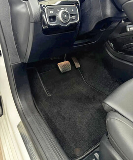 Ворсовые коврики на Mercedes A (W177) 2018 - 2026 в Самаре Ворсовые коврики на Mercedes A (W177) 2018 - 2026 в Самаре